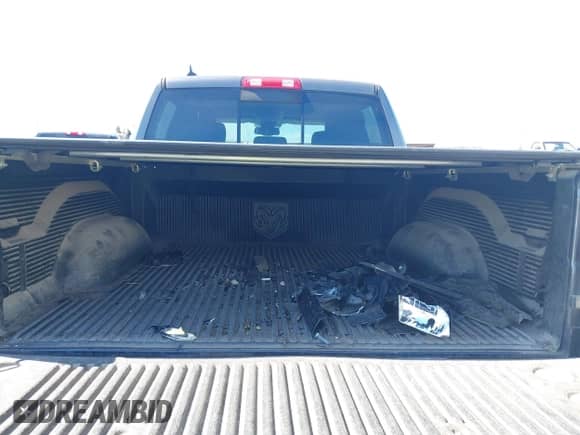 2015 Ram 1500 Big Horn с VIN 1C6RR7LT6FS622554, выставлен на аукционе IAAI как лот 43323383 с пробегом 79 786 миль миль и . История ставок и продаж доступна на DreamBid. Изображение 13.