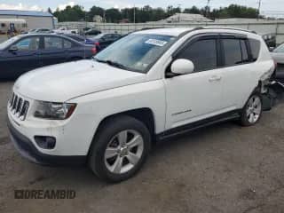 2015 Jeep Compass Latitude z VIN 1C4NJDEBXFD162482, wystawiony jako Copart lot #69109965 z przebiegiem 120 411 mil mil oraz Szkoda całkowita • Salvage title. Historia ofert i sprzedaży dostępna na DreamBid. Obrazek 1.