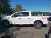 2018 Ford F-150 XL z VIN 1FTEW1EG7JFC51158, wystawiony jako IAAI lot #43347828 z przebiegiem 65 574 mil mil oraz . Historia ofert i sprzedaży dostępna na DreamBid. Obrazek 14.