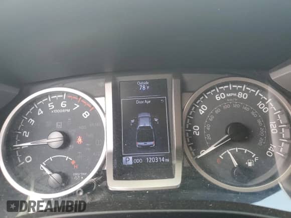 2020 Toyota Tacoma SR5 с VIN 3TMBZ5DN2LM024092, выставлен на аукционе Copart как лот 70563095 с пробегом 120 314 миль миль и Списание • Salvage title. История ставок и продаж доступна на DreamBid. Изображение 9.