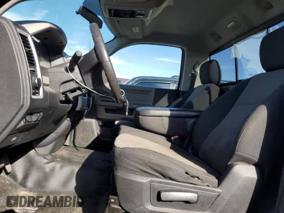 2011 Dodge RAM с VIN 3D7LT2EL2BG629217, выставлен на аукционе Copart как лот 46486415 с пробегом 106 104 миль миль и Списание • Salvage title. История ставок и продаж доступна на DreamBid. Изображение 7.