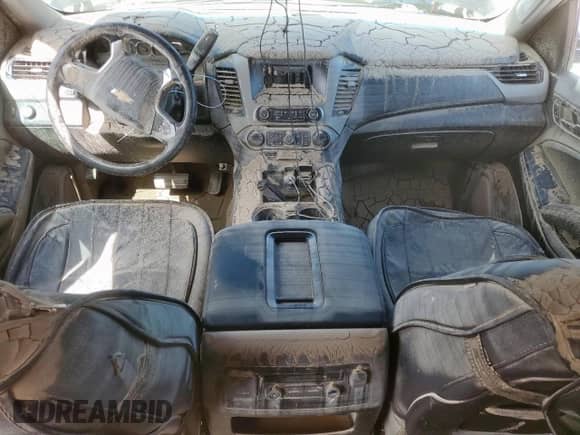 2015 Chevrolet Suburban LS с VIN 1GNSCHKC1FR235721, выставлен на аукционе Copart как лот 65287095 с пробегом Не указан миль и Списание • Salvage title. История ставок и продаж доступна на DreamBid. Изображение 8.