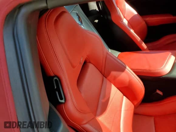 2019 Chevrolet Corvette Grand Sport 2LT с VIN 1G1YY3D73K5114173, выставлен на аукционе Copart как лот 69749034 с пробегом Не указан миль и Списание • Salvage title. История ставок и продаж доступна на DreamBid. Изображение 10.