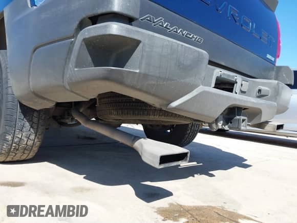 2005 Chevrolet Avalanche Z66 with VIN 3GNEC12Z35G212528, listed as a IAAI auction lot 41445651 with 228,900 mi miles and . Bid and sale history available at DreamBid. Image 19.