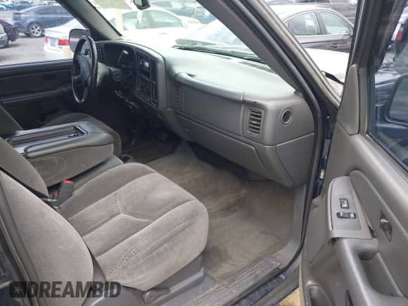 2005 Chevrolet Silverado 1500 LS с VIN 2GCEK13T351115330, выставлен на аукционе IAAI как лот 42933028 с пробегом 289 872 миль миль и . История ставок и продаж доступна на DreamBid. Изображение 5.