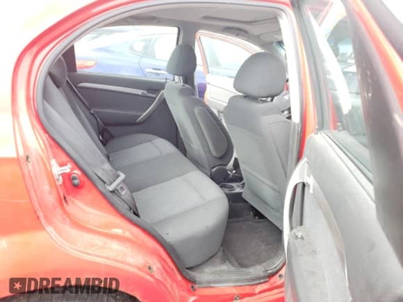 2008 Chevrolet Aveo LT с VIN KL1TG55618B190109, выставлен на аукционе Copart как лот 70290094 с пробегом 172 774 миль миль и Списание • Salvage title. История ставок и продаж доступна на DreamBid. Изображение 10.