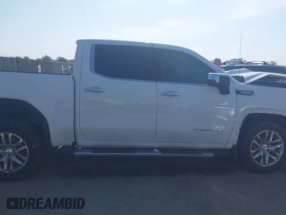 2022 GMC Sierra 1500 SLT с VIN 3GTU9DED7NG122142, выставлен на аукционе IAAI как лот 43010613 с пробегом 132 850 миль миль и . История ставок и продаж доступна на DreamBid. Изображение 13.