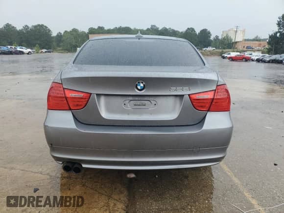 2011 BMW 3 Series 328i xDrive with VIN WBAPK5G53BNN29890, listed as a Copart auction lot 71148995 with Not provided miles and Salvage title. Bid and sale history available at DreamBid. Image 6.