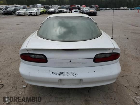 1996 Chevrolet Camaro с VIN 2G1FP22K7T2149582, выставлен на аукционе Copart как лот 50910965 с пробегом 279 539 миль миль и На запчасти • Non repairable. История ставок и продаж доступна на DreamBid. Изображение 6.