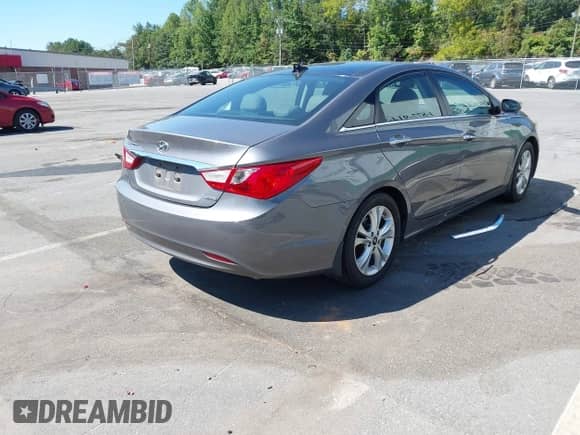 2012 Hyundai Sonata Limited с VIN 5NPEC4AC2CH347852, выставлен на аукционе IAAI как лот 43119356 с пробегом 161 809 миль миль и . История ставок и продаж доступна на DreamBid. Изображение 4.