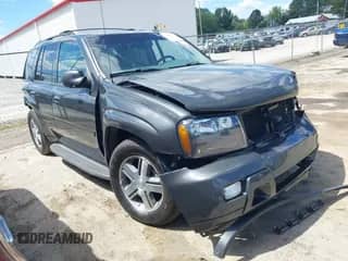 2007 Chevrolet TrailBlazer LS с VIN 1GNDT13S972235918, выставлен на аукционе IAAI как лот 43064977 с пробегом 43 998 миль миль и . История ставок и продаж доступна на DreamBid. Изображение 1.