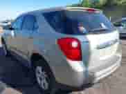 2015 Chevrolet Equinox LS z VIN 1GNALAEK9FZ125540, wystawiony jako IAAI lot #43360610 z przebiegiem 120 819 mil mil oraz . Historia ofert i sprzedaży dostępna na DreamBid. Obrazek 3.