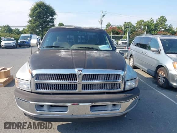 1996 Dodge 1500 with VIN 1B7HC13Y4TJ135983, listed as a IAAI auction lot 43136201 with 272,639 mi miles and . Bid and sale history available at DreamBid. Image 6.