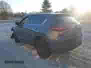 2022 Mazda CX-5 S Carbon Edition z VIN JM3KFBCM3N0537011, wystawiony jako IAAI lot #41472429 z przebiegiem 31 498 mil mil oraz . Historia ofert i sprzedaży dostępna na DreamBid. Obrazek 3.