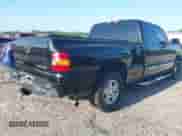 2004 Chevrolet Silverado 1500 LS с VIN 1GCEC19T44Z291569, выставлен на аукционе IAAI как лот 42020719 с пробегом 119 212 миль миль и . История ставок и продаж доступна на DreamBid. Изображение 4.