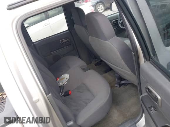 2005 Chevrolet Colorado 1SE LS Z71 with VIN 1GCDT136358227657, listed as a IAAI auction lot 43439051 with 136,517 mi miles and . Bid and sale history available at DreamBid. Image 8.