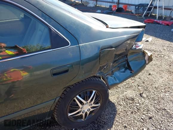 2000 Toyota Camry LE с VIN 4T1BF22K9YU954344, выставлен на аукционе IAAI как лот 43442240 с пробегом 124 864 миль миль и . История ставок и продаж доступна на DreamBid. Изображение 6.