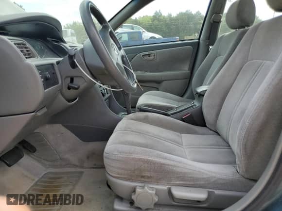 1998 Toyota Camry LE z VIN 4T1BF22K9WU926282, wystawiony jako Copart lot #81310465 z przebiegiem 206 233 mil mil oraz Szkoda całkowita • Salvage title. Historia ofert i sprzedaży dostępna na DreamBid. Obrazek 7.