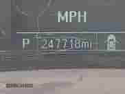 2014 Chevrolet Silverado 1500 Work Truck z VIN 1GCNKPEC6EZ296723, wystawiony jako IAAI lot #42026115 z przebiegiem 247 718 mil mil oraz . Historia ofert i sprzedaży dostępna na DreamBid. Obrazek 15.