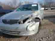 2002 Toyota Camry LE z VIN 4T1BE32K82U102485, wystawiony jako IAAI lot #41344038 z przebiegiem 80 386 mil mil oraz . Historia ofert i sprzedaży dostępna na DreamBid. Obrazek 13.