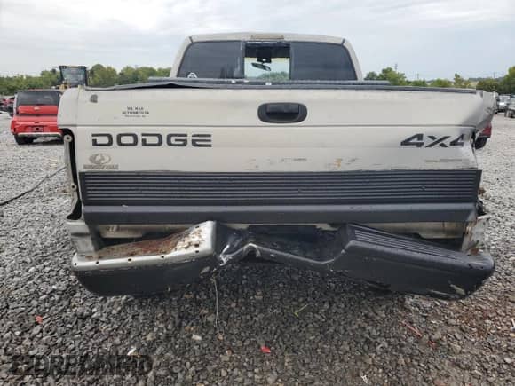 2000 Dodge 1500 с VIN 1B7HF16Y9YS511145, выставлен на аукционе Copart как лот 70549955 с пробегом 216 471 миль миль и Списание • Salvage title. История ставок и продаж доступна на DreamBid. Изображение 6.