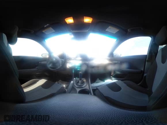 2019 Hyundai Veloster 2.0 z VIN KMHTG6AFXKU016745, wystawiony jako IAAI lot #42137343 z przebiegiem 90 095 mil mil oraz . Historia ofert i sprzedaży dostępna na DreamBid. Obrazek 18.