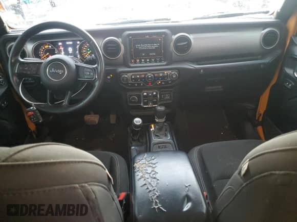 2021 Jeep Wrangler Unlimited Sport with VIN 1C4HJXDN2MW679769, listed as a Copart auction lot 62221795 with 136,200 mi miles and Salvage title. Bid and sale history available at DreamBid. Image 8.