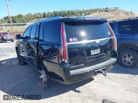 2016 Cadillac Escalade Premium Collection с VIN 1GYS4CKJ5GR358330, выставлен на аукционе IAAI как лот 41884614 с пробегом 223 217 миль миль и . История ставок и продаж доступна на DreamBid. Изображение 3.