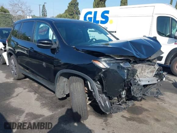 2021 Honda Passport EX-L with VIN 5FNYF7H5XMB013923, listed as a IAAI auction lot 41669295 with 42,969 mi miles and . Bid and sale history available at DreamBid. Image 1.