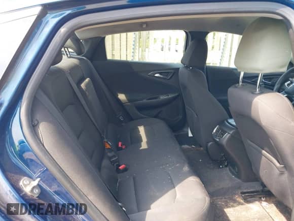 2019 Chevrolet Malibu LT с VIN 1G1ZD5ST6KF141714, выставлен на аукционе IAAI как лот 42850145 с пробегом 140 397 миль миль и . История ставок и продаж доступна на DreamBid. Изображение 8.