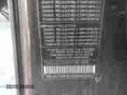 2006 Land Rover Range Rover Sport HSE z VIN SALSF254X6A981884, wystawiony jako IAAI lot #42932244 z przebiegiem 123 059 mil mil oraz . Historia ofert i sprzedaży dostępna na DreamBid. Obrazek 9.