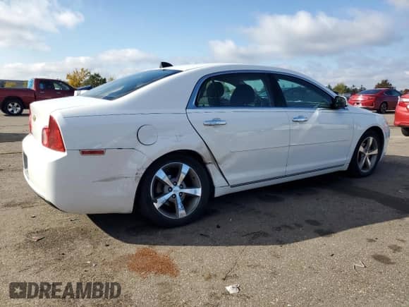 2012 Chevrolet Malibu 1LT z VIN 1G1ZC5EU3CF397589, wystawiony jako Copart lot #90520215 z przebiegiem 87 915 mil mil oraz Nie do naprawy • Non repairable. Historia ofert i sprzedaży dostępna na DreamBid. Obrazek 3.