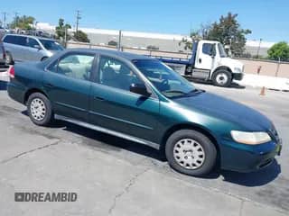 2001 Honda Accord VP с VIN 1HGCF86601A032045, выставлен на аукционе IAAI как лот 42662663 с пробегом 102 476 миль миль и . История ставок и продаж доступна на DreamBid. Изображение 1.