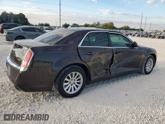 2012 Chrysler 300 with VIN 2C3CCAAGXCH267656, listed as a Copart auction lot 85364255 with 81,538 mi miles and Salvage title. Bid and sale history available at DreamBid. Image 3.