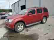 2006 Nissan Pathfinder SE z VIN 5N1AR18UX6C630117, wystawiony jako Copart lot #69698765 z przebiegiem 183 253 mil mil oraz Czysty tytuł • Clean title. Historia ofert i sprzedaży dostępna na DreamBid. Obrazek 1.