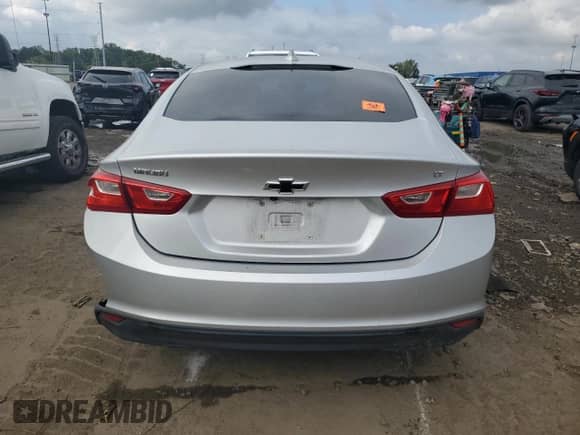 2017 Chevrolet Malibu LT with VIN 1G1ZE5ST4HF180131, listed as a Copart auction lot 82154185 with 124,810 mi miles and Clean title. Bid and sale history available at DreamBid. Image 6.