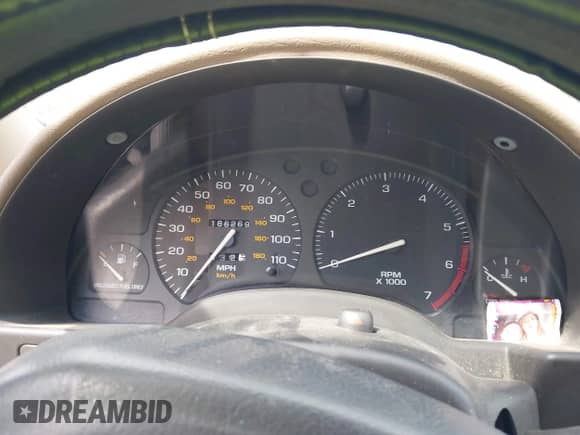 1997 Saturn SC with VIN 1G8ZE1285VZ125476, listed as a IAAI auction lot 41832482 with 186,269 mi miles and . Bid and sale history available at DreamBid. Image 7.