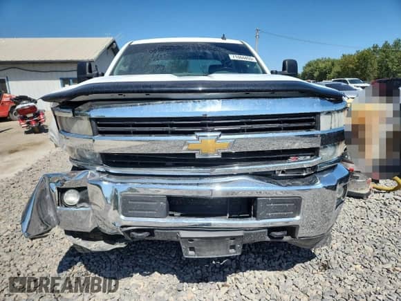 2015 Chevrolet Silverado 2500HD LT с VIN 1GC1KVEG4FF139796, выставлен на аукционе Copart как лот 71464455 с пробегом 117 101 миль миль и Списание • Salvage title. История ставок и продаж доступна на DreamBid. Изображение 5.