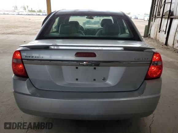 2005 Chevrolet Malibu LS z VIN 1G1ZT548X5F304087, wystawiony jako Copart lot #69502714 z przebiegiem 204 756 mil mil oraz Szkoda całkowita • Salvage title. Historia ofert i sprzedaży dostępna na DreamBid. Obrazek 6.