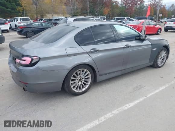 2011 BMW 5 Series 535i xDrive with VIN WBAFU7C50BC870165, listed as a IAAI auction lot 43559780 with 141,255 mi miles and . Bid and sale history available at DreamBid. Image 4.