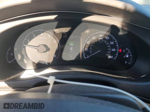 2013 Hyundai Genesis 3.8L с VIN KMHGC4DD1DU256152, выставлен на аукционе Copart как лот 85544825 с пробегом 226 157 миль миль и Списание • Salvage title. История ставок и продаж доступна на DreamBid. Изображение 9.