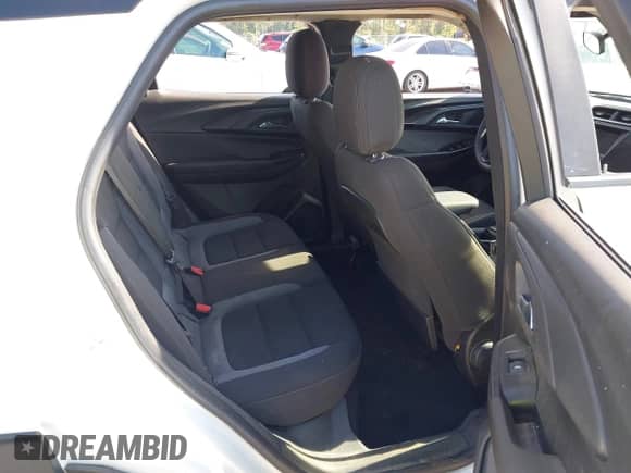 2021 Chevrolet TrailBlazer LT с VIN KL79MPS22MB152338, выставлен на аукционе IAAI как лот 42481081 с пробегом 86 954 миль миль и . История ставок и продаж доступна на DreamBid. Изображение 8.