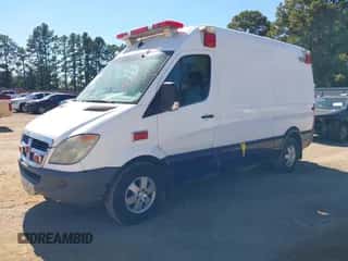 2007 Dodge Sprinter with VIN WD0PE745975218716, listed as a IAAI auction lot 43501444 with 364,731 mi miles and . Bid and sale history available at DreamBid. Image 2.