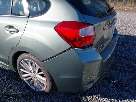 2014 Subaru Impreza Premium with VIN JF1GPAE61E8275730, listed as a IAAI auction lot 43409579 with 68,890 mi miles and . Bid and sale history available at DreamBid. Image 19.