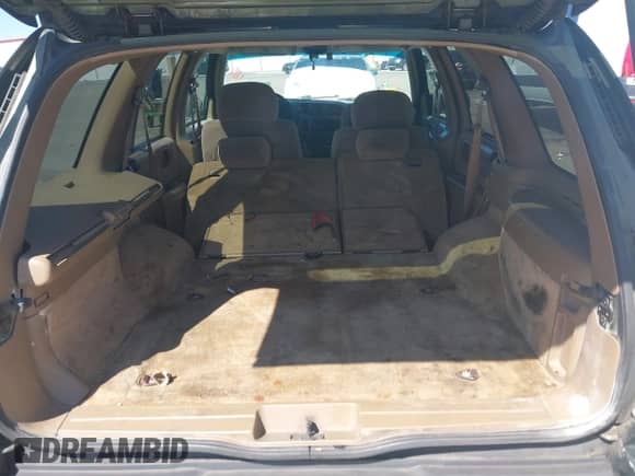 2001 Chevrolet Blazer LT with VIN 1GNCS13WX12137232, listed as a IAAI auction lot 41670172 with Not provided miles and . Bid and sale history available at DreamBid. Image 8.