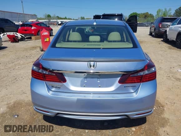 2017 Honda Accord with VIN JHMCR6F34HC009591, listed as a IAAI auction lot 42006178 with 105,590 mi miles and . Bid and sale history available at DreamBid. Image 17.