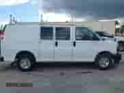2018 Chevrolet Express Cargo с VIN 1GCWGAFPXJ1319661, выставлен на аукционе IAAI как лот 43060332 с пробегом 143 791 миль миль и . История ставок и продаж доступна на DreamBid. Изображение 13.