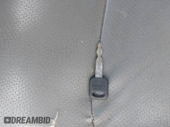 2003 Ford Econoline Cargo with VIN 1FTNE24L93HC07550, listed as a IAAI auction lot 42146707 with 227,224 mi miles and . Bid and sale history available at DreamBid. Image 11.