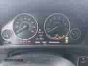 2014 BMW 3 Series 328i с VIN WBA3C1C57EK113681, выставлен на аукционе IAAI как лот 43179507 с пробегом 138 538 миль миль и . История ставок и продаж доступна на DreamBid. Изображение 7.