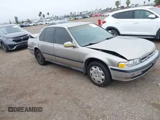 1991 Honda Accord LX с VIN JHMCB7655MC000372, выставлен на аукционе IAAI как лот 42372597 с пробегом 153 129 миль миль и . История ставок и продаж доступна на DreamBid. Изображение 1.